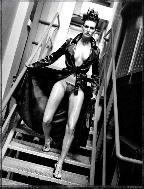 Helmut Newton 15